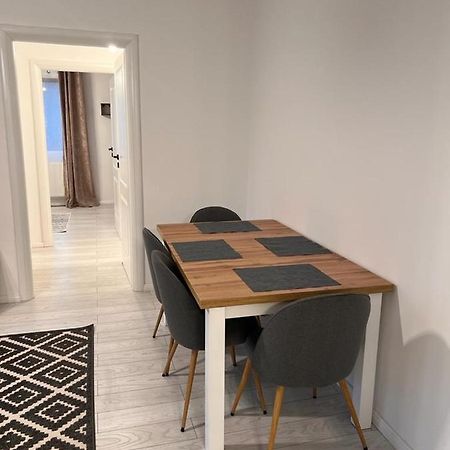 Apartament English Home 2 Camere Braşov Eksteriør bilde
