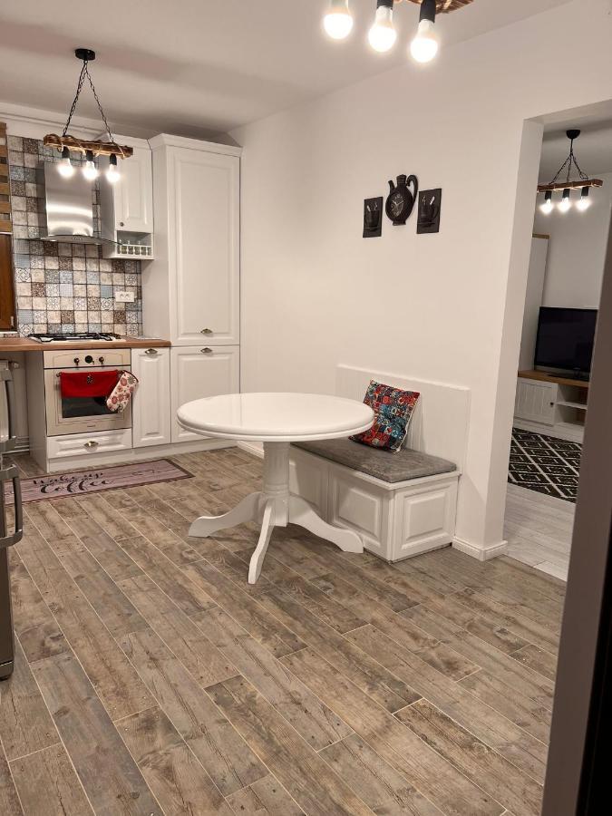 Apartament English Home 2 Camere Braşov Eksteriør bilde